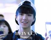 tfboys机场被推原因真相  推王俊凯的保安个人资料照片遭人肉